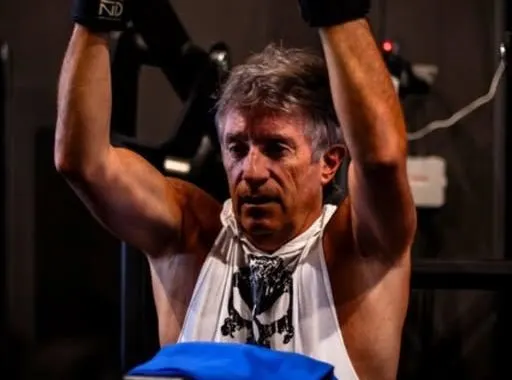 Manel entrenando en Ignis Gym